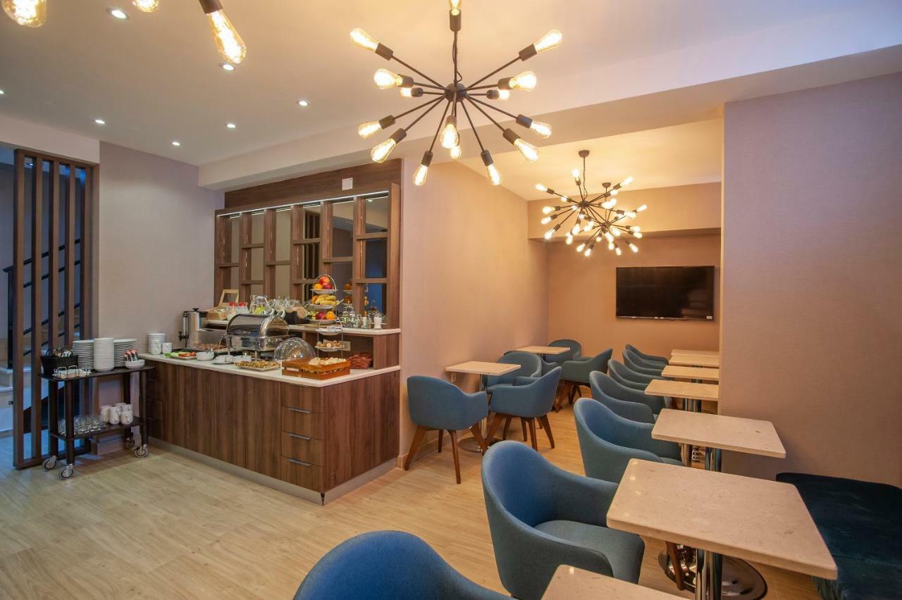 Hotel Twelve By Aycon บุดวา ภายนอก รูปภาพ